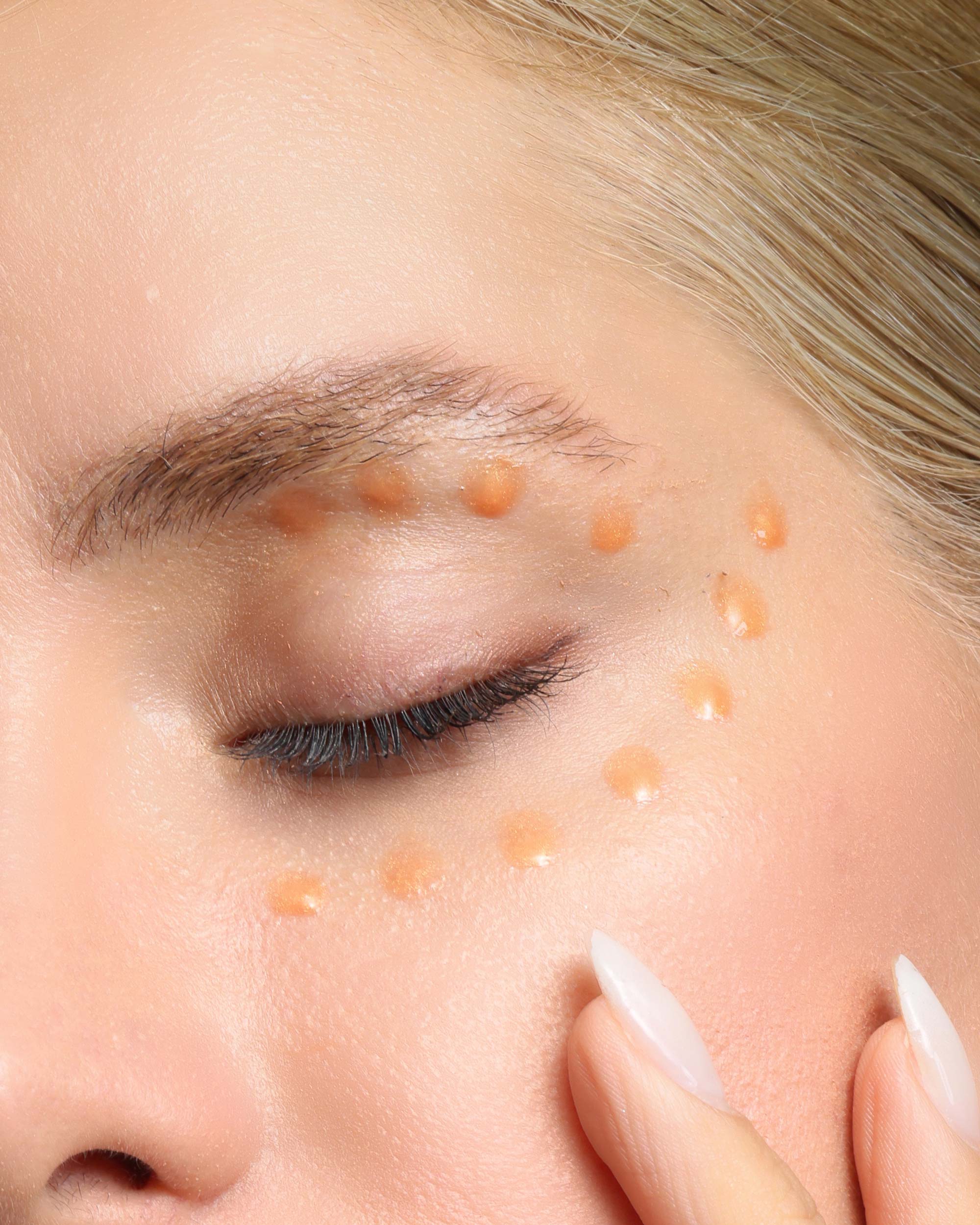 Eye Contour Lifting Cream